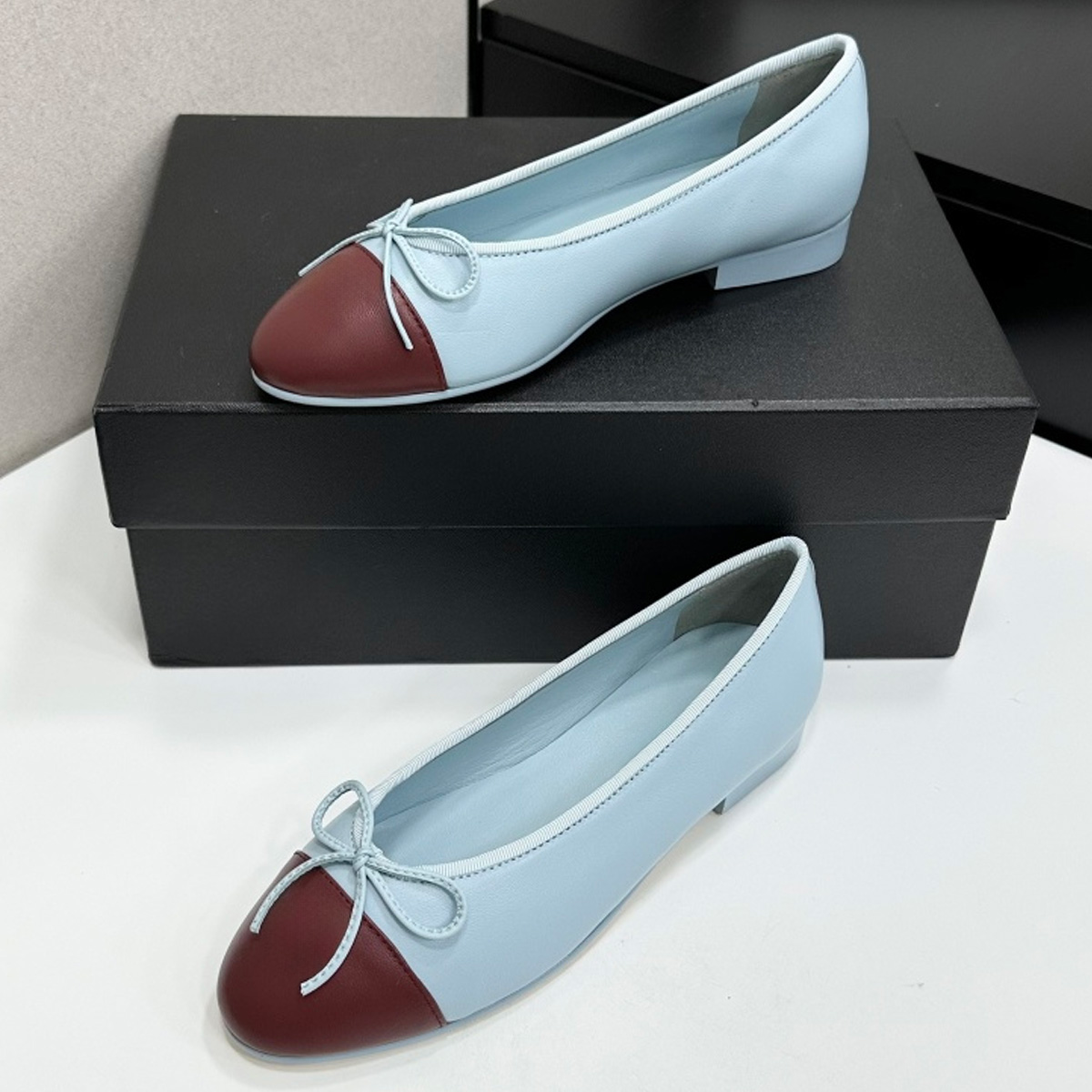 Women'S Shoes And Accessories - 2026 Women's Two-Tone Cap-Toe Ballet Flats,