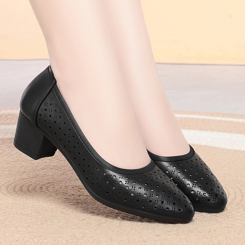 Beige Mary Jane Shoes With Adj - مراجعة Women'S Shoes And Accessories وسعره