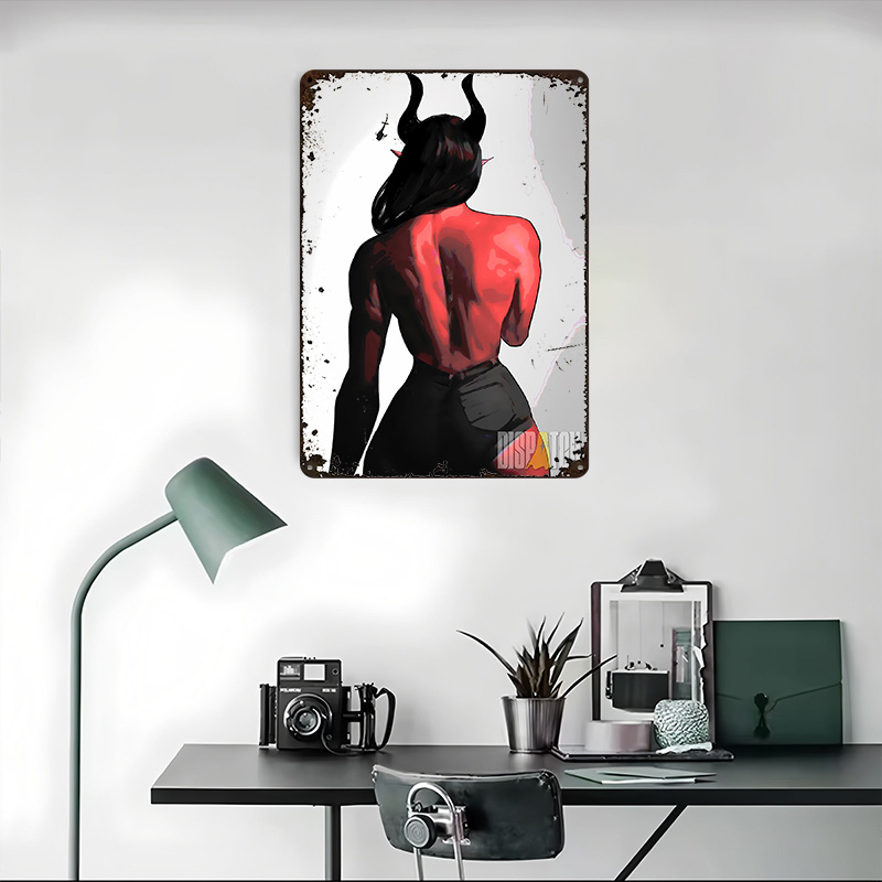 Red-skinned Demon Woman Back V - مراجعة Women Accessories Poster وسعره