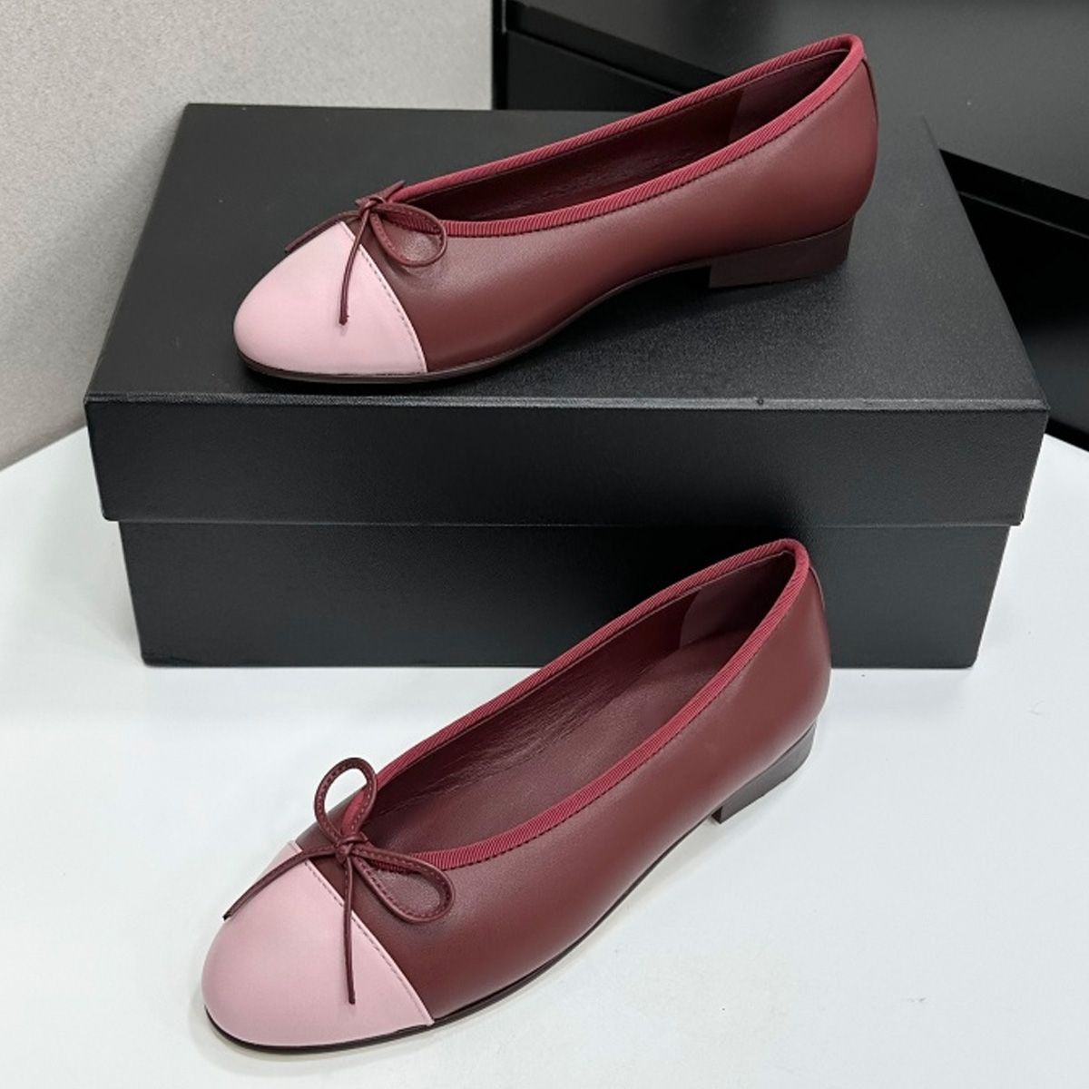 2026 Women's Two-Tone Cap-Toe  - مراجعة Women'S Shoes And Accessories وسعره