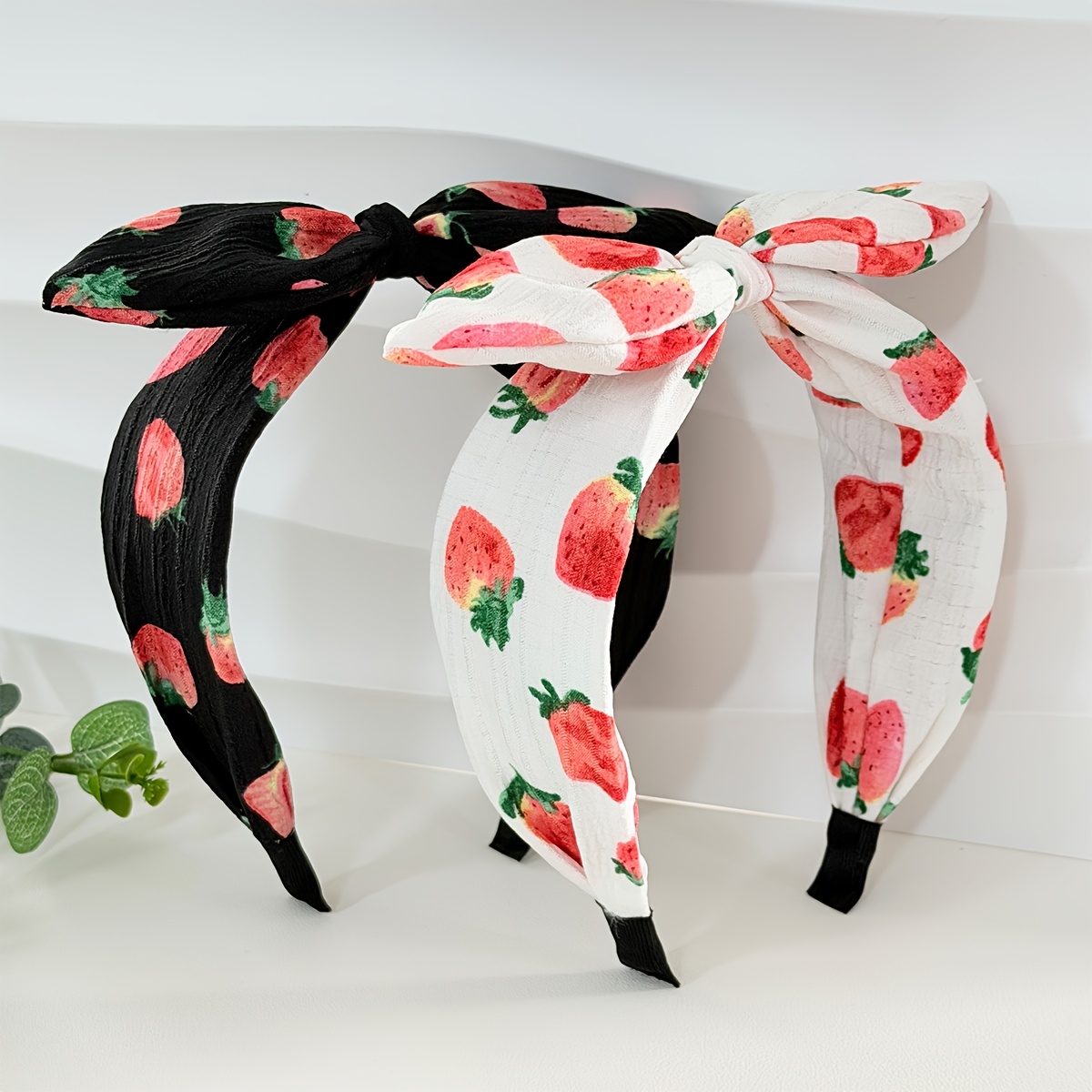 Strawberry printed bow rabbit  - مراجعة Women'S Accessories Go Outdoors وسعره